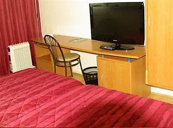 Howard Paris Orly Airport 4*