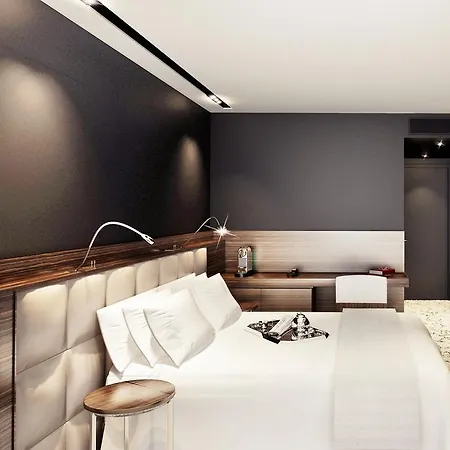Hotel Howard Paris Orly Airport 4*