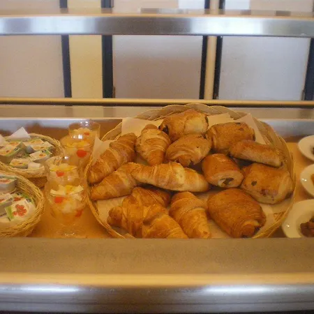 Howard Paris Orly Airport 4*